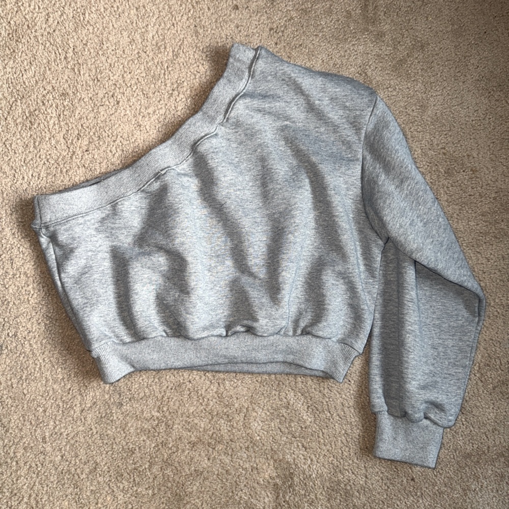 Off the Shoulder Sweatshirt Top